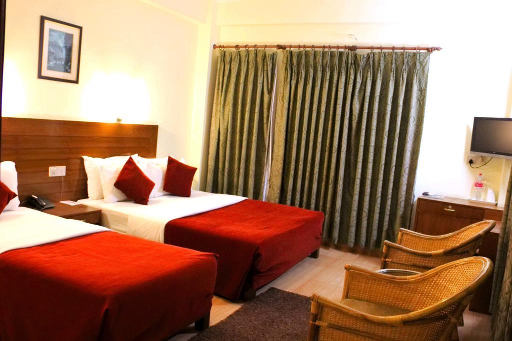 Hotel Tara Pokhara Dış mekan fotoğraf