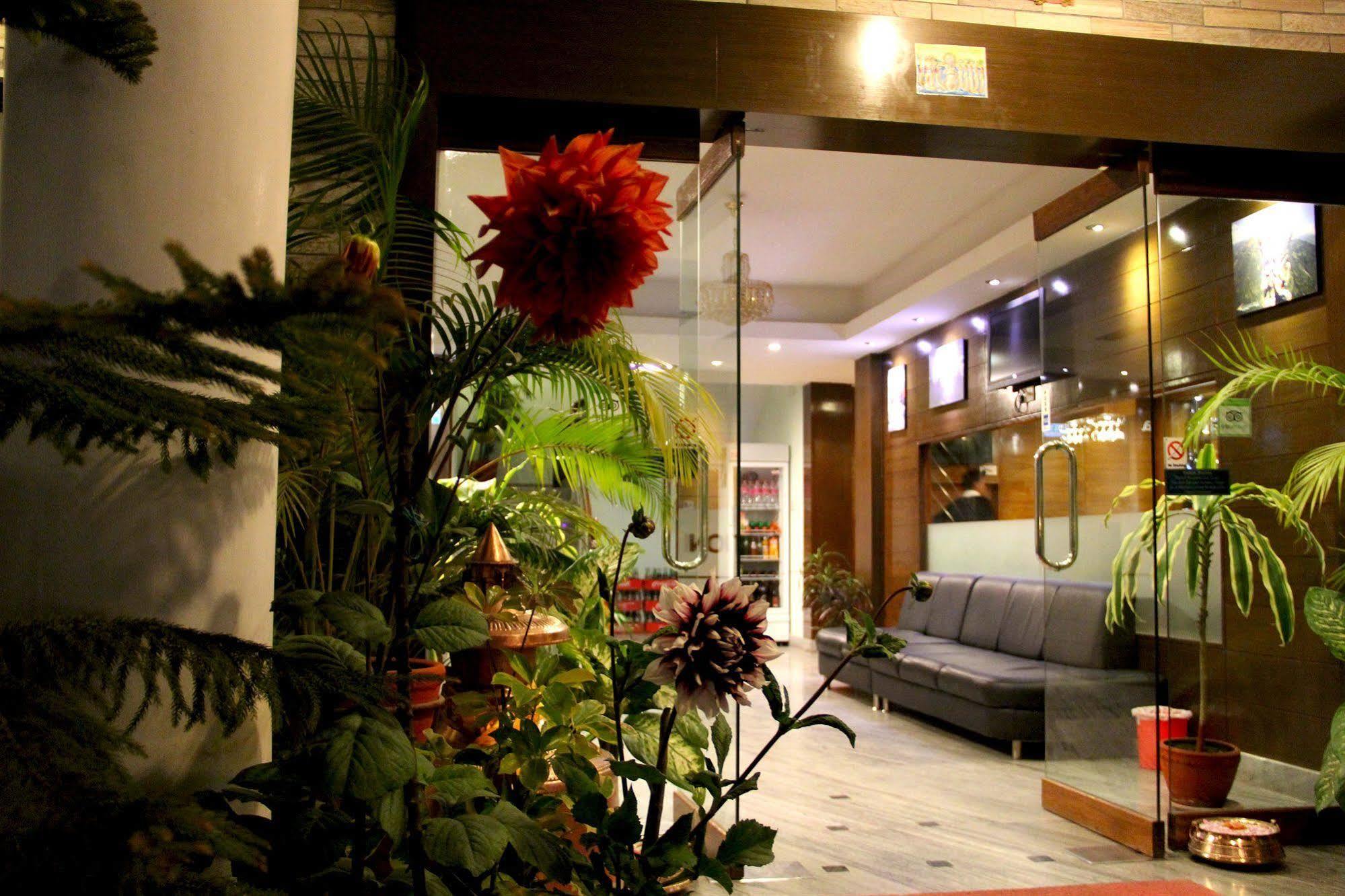 Hotel Tara Pokhara Dış mekan fotoğraf