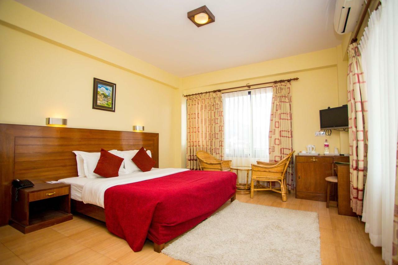 Hotel Tara Pokhara Dış mekan fotoğraf